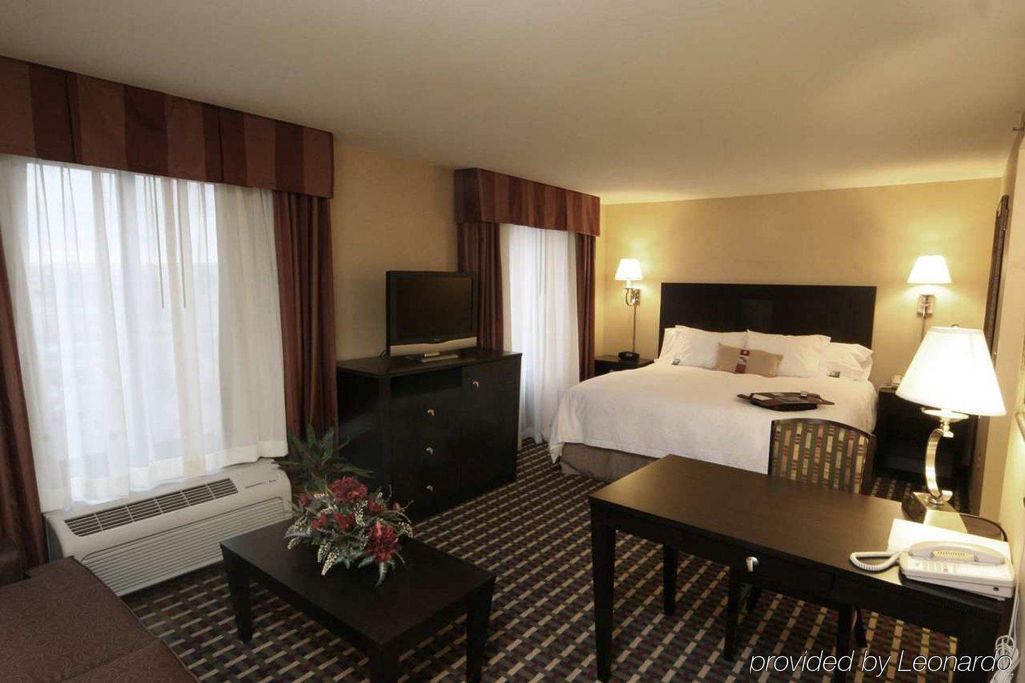 Hampton Inn & Suites Las Cruces I-25 Room photo
